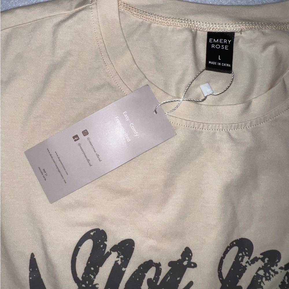NWT Emery Rose “Not My First Rodeo” Graphic T-Shirt – Women’s Large - Picture 6 of 8